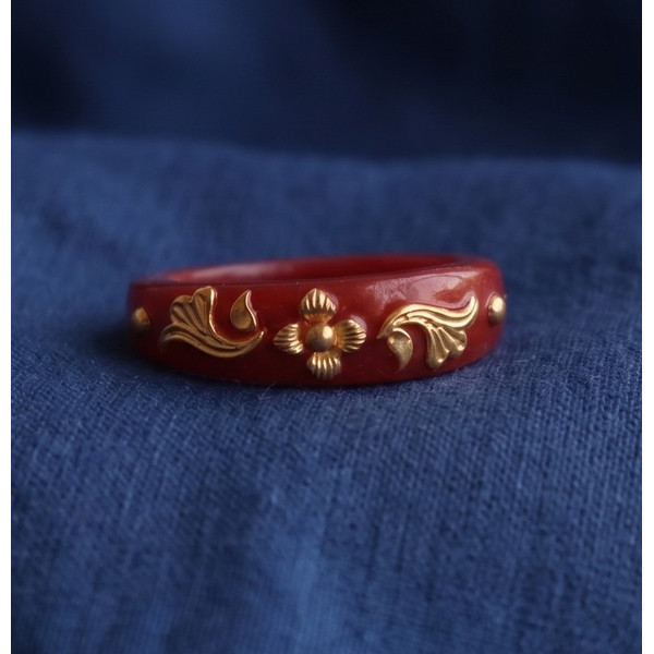 Red Radiance Floral Ring