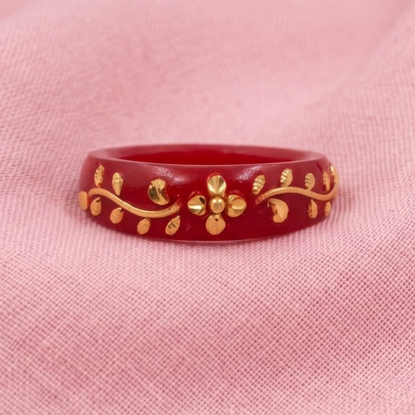 Red Enchantment Gold Ring