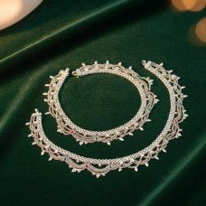 Silver Crown Anklet Set