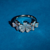 Diamond Shine Clover Ring