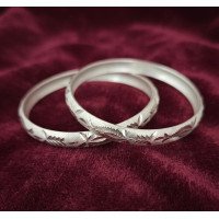 Tiny Knot Silver Baby Bangles