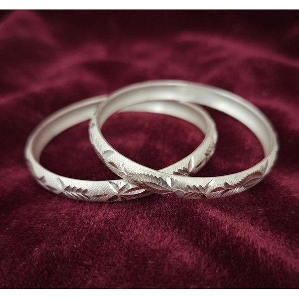 Tiny Knot Silver Baby Bangles