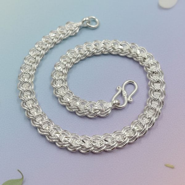 Regal Twist Silver Bracelet