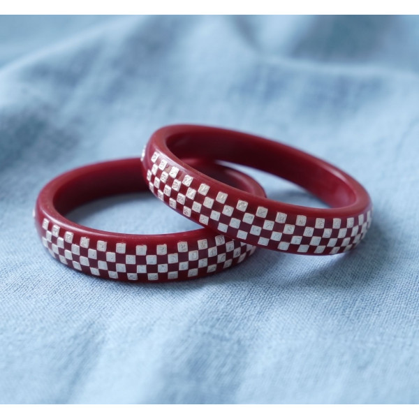Silver Accent Crimson Band