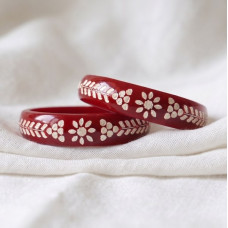 Festive Scarlet Art Bangles
