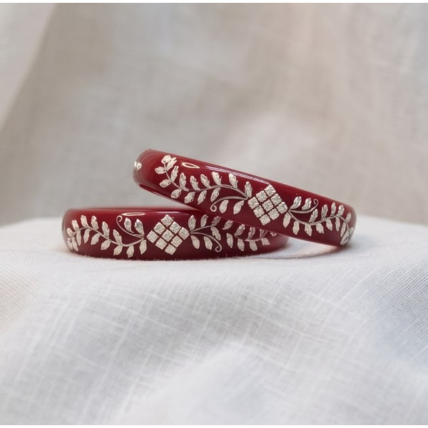 Crimson Vine Lac Bangles