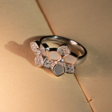 Petal Spark Ring