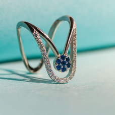 Sapphire Petal V-Ring