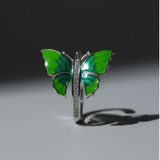 Sweet Leaf Wings Ring