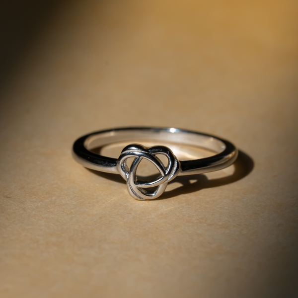 Eternal Knot Ring