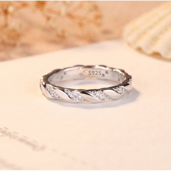 Bluebell Sparkle Ring