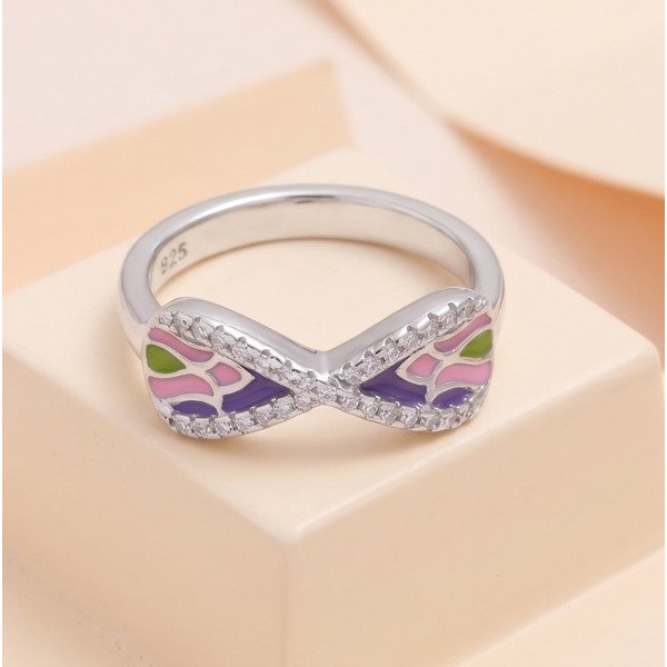 Graceful Nature Twist Ring