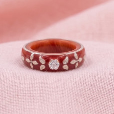 Elegant Leaf Design Ring