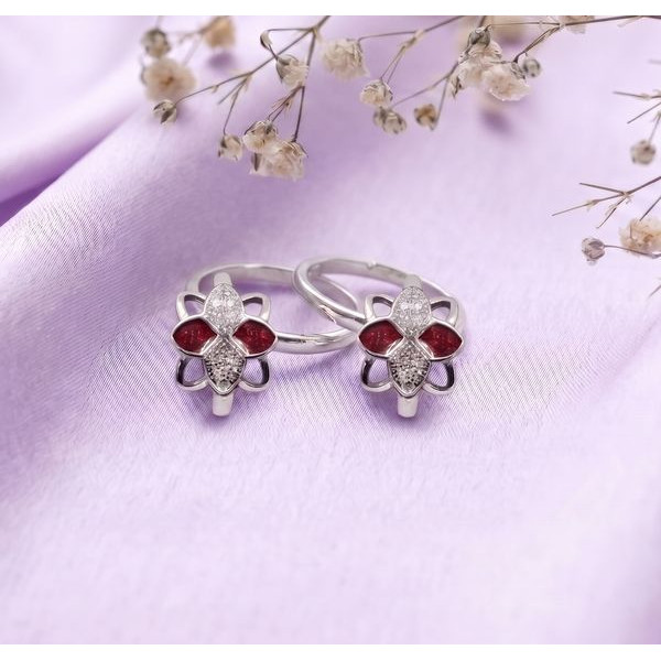 Elegant Bloom Silver Ring