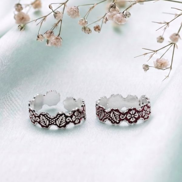 Silver Harmony Leaf Ring