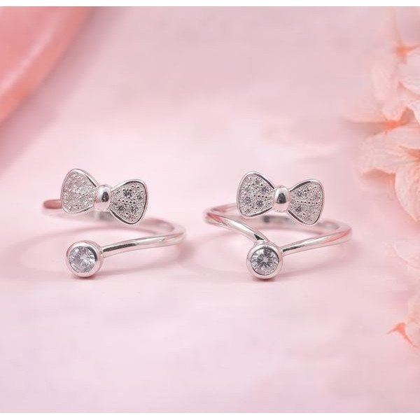 Emerald Butterfly Toe Ring